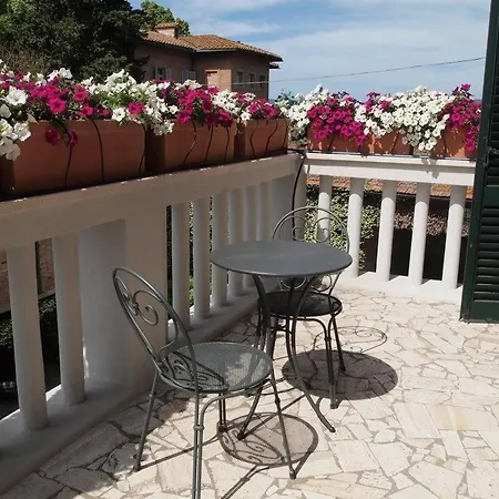 Lo Stellino Bed & Breakfast 2*